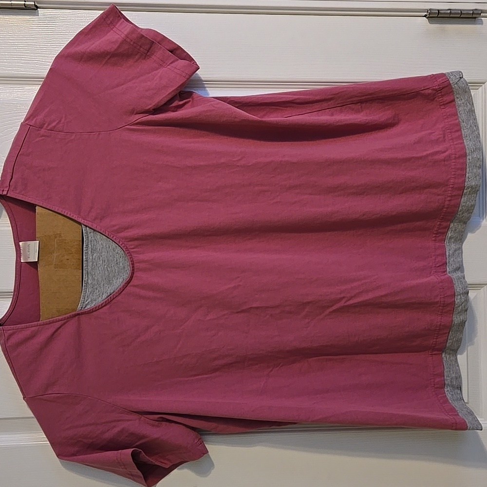 Blair dusty plum tee with grey underlay detail size 3XL